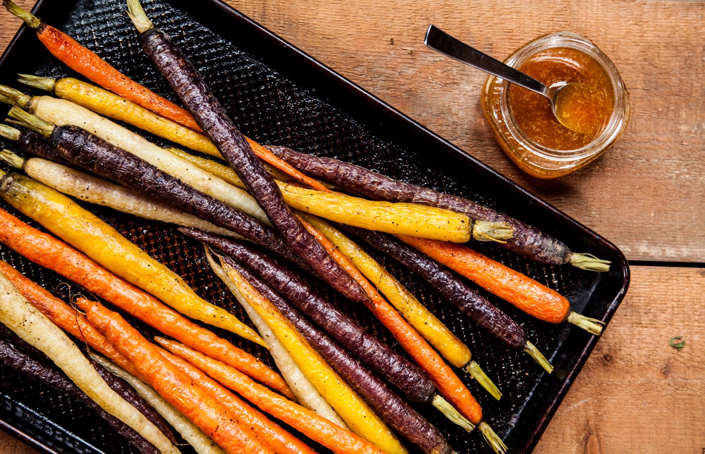 Cardamom-Chamomile Glazed Carrots